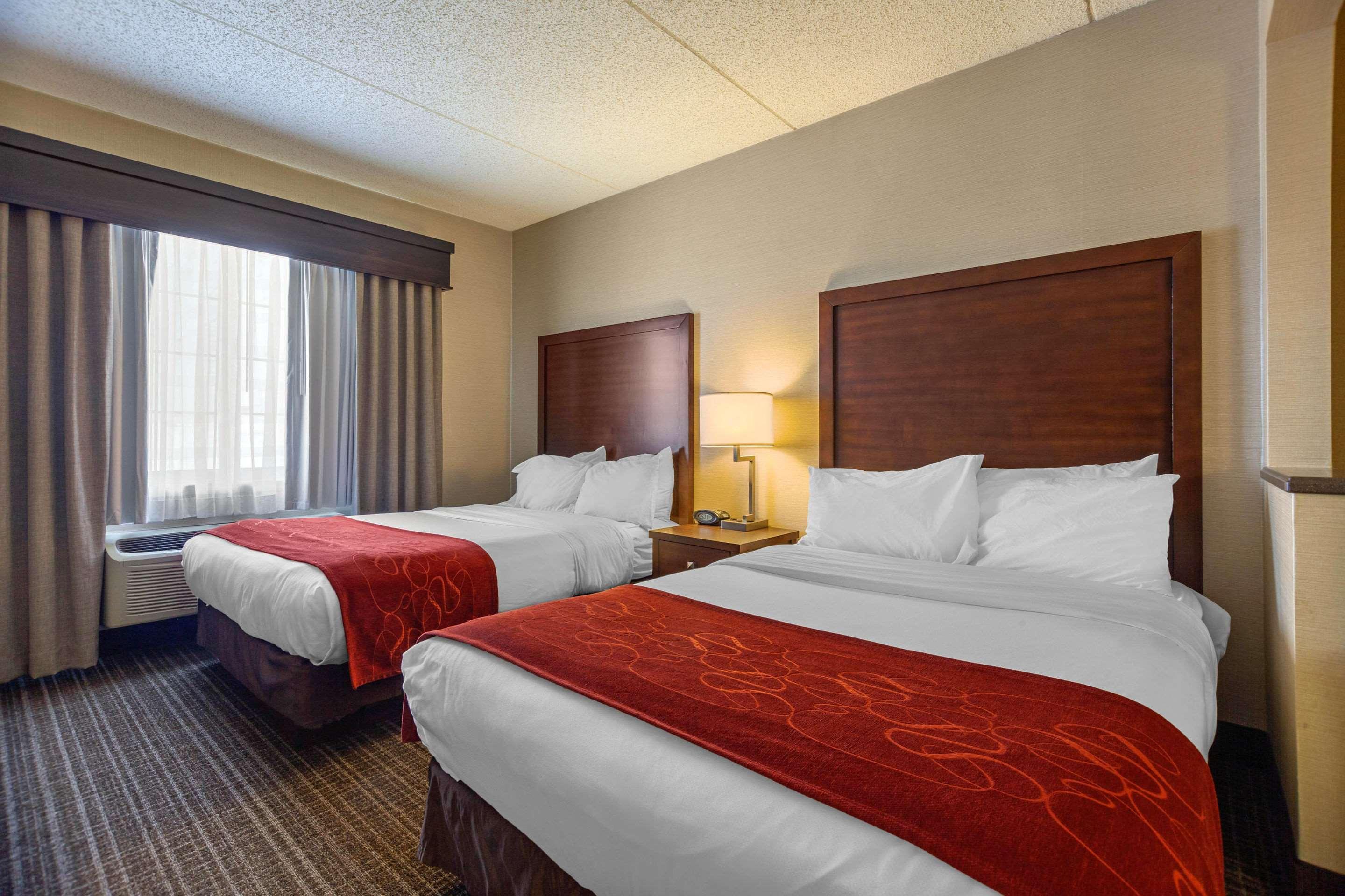 Comfort Suites Green Bay Exterior photo